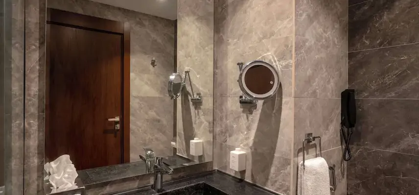 Radisson Hotel Madinah image